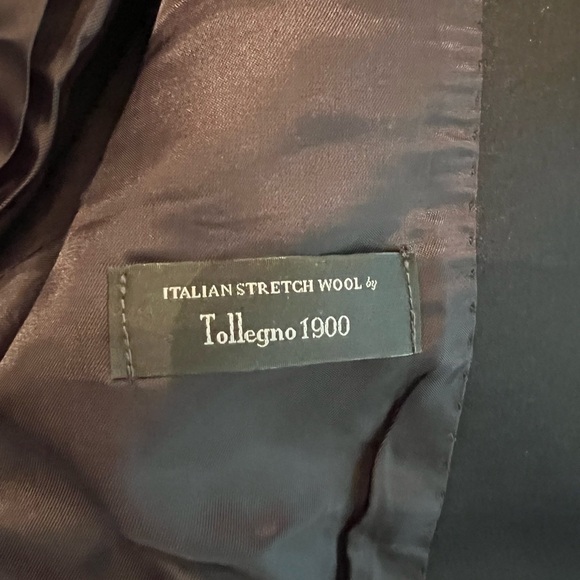 Sophisticated Black Women's Blazer - Picture 4 of 5